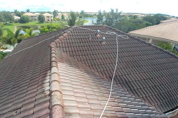 roof cleaning services in pensacola fl